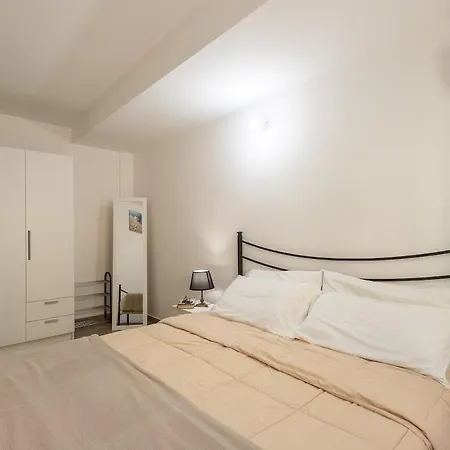 Apartman Patio Privato Vicino Ad - Caragol *